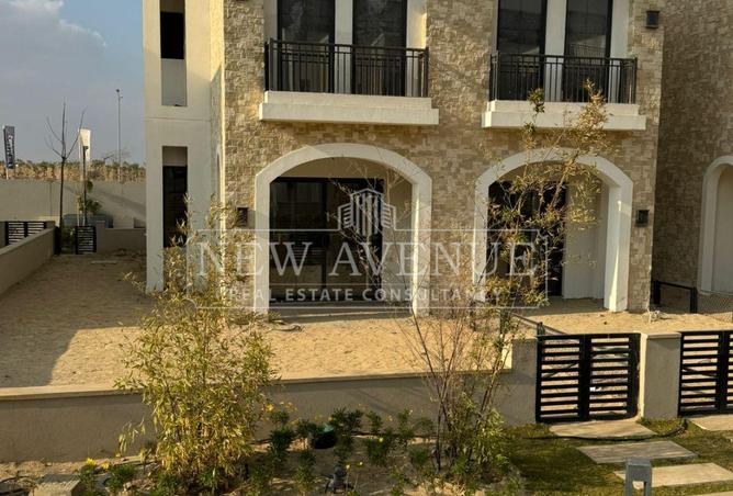 102898957 - Property Image 2