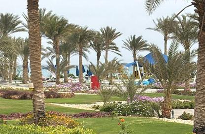 شاليه - 4 غرف نوم - 3 حمامات للبيع في لافيستا 7 - لافيستا - العين السخنة - السويس