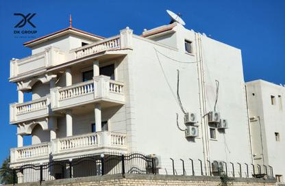 Villa - 6 - 7+ for sale in King Mariout - Hay Al Amereyah - Alexandria