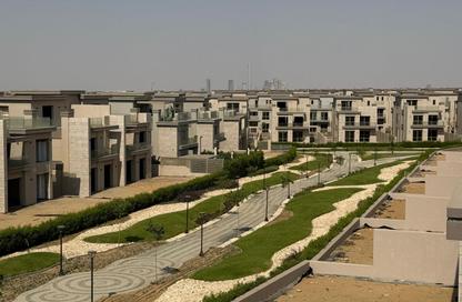 Villa - 3 Bedrooms - 3 Bathrooms for sale in La Vista City - New Capital Compounds - New Capital City - Cairo