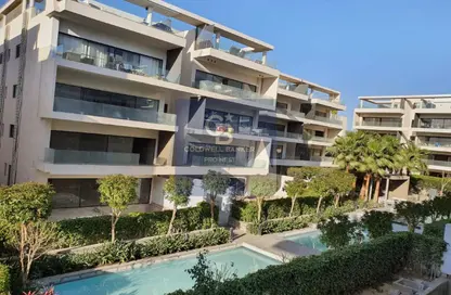 Apartment - 2 Bedrooms - 2 Bathrooms for sale in Lake View Residence - 5th Settlement Compounds - The 5th Settlement - New Cairo City - Cairo