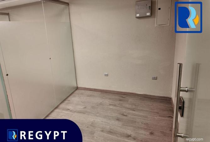 8571232 - Property Image 3