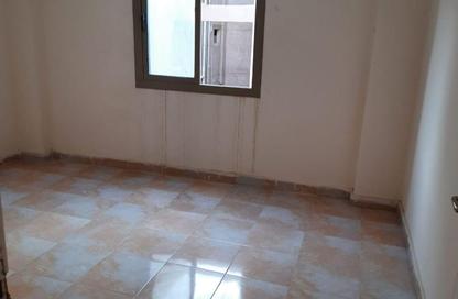 Apartment - 2 Bedrooms - 1 Bathroom for rent in Al Ashrafiya - North Investors Area - New Cairo City - Cairo