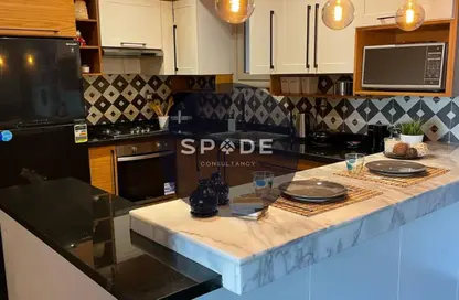 شقة - 2 غرف نوم - 2 حمامات للبيع في جاليريا  مون فالى - المستثمرين الجنوبية - مدينة القاهرة الجديدة - القاهرة