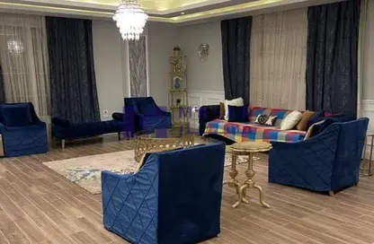 Apartment - 3 Bedrooms - 3 Bathrooms for sale in Al Gezira St. - South Investors Area - New Cairo City - Cairo