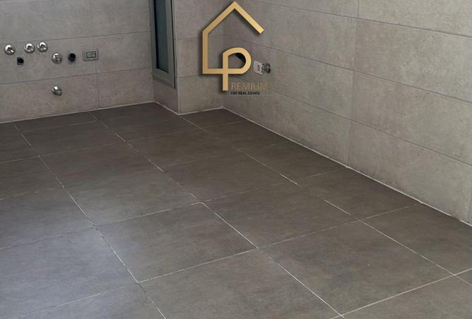 8613994 - Property Image 3