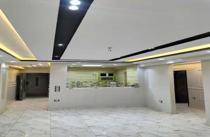 Apartment - 3 Bedrooms - 2 Bathrooms for sale in Al Lebeny Axis - El Mariouteya - Faisal - Hay El Haram - Giza