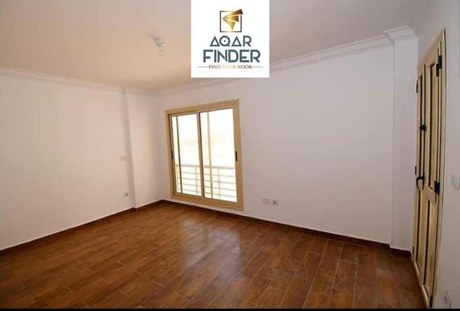 60718933 - Property Image 3