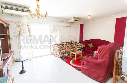 Apartment - 3 Bedrooms - 2 Bathrooms for sale in Smouha Square - Smouha - Hay Sharq - Alexandria