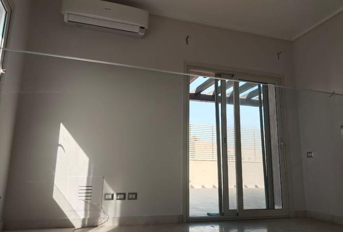 8512303 - Property Image 3