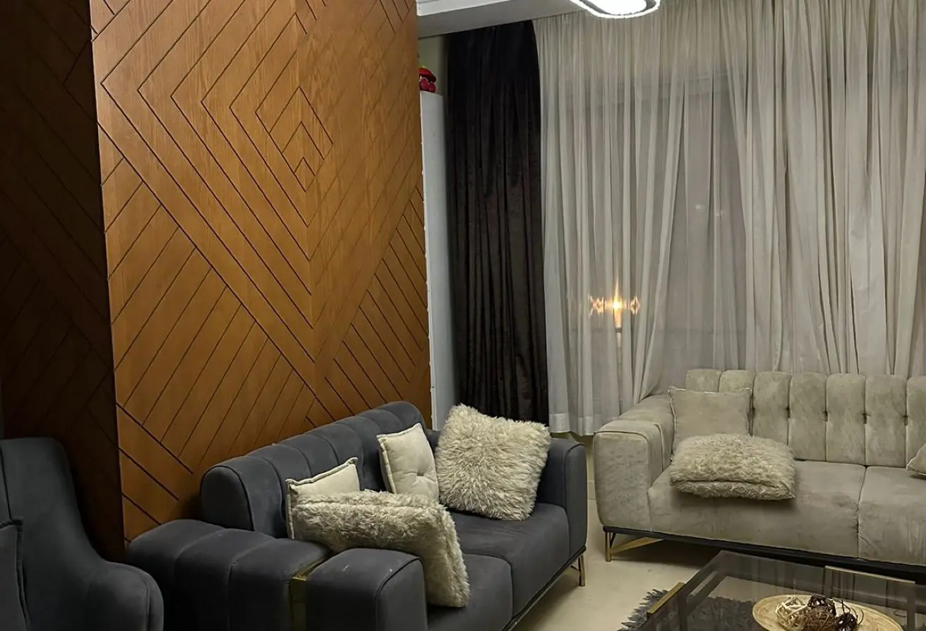 102917900 - Property Main Image