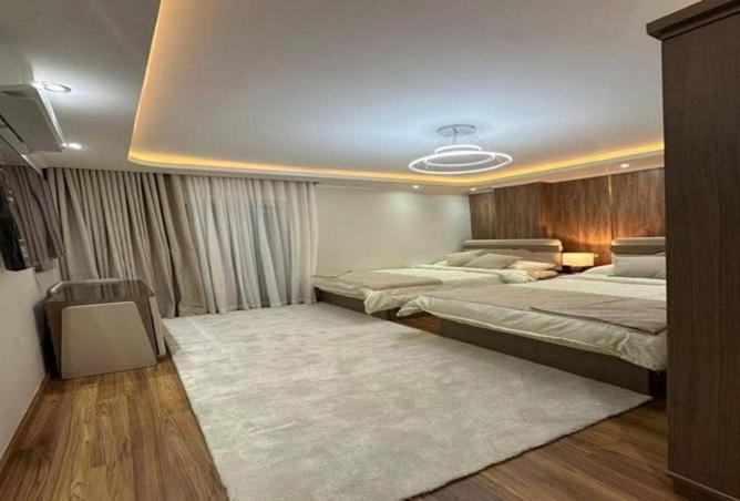 8593371 - Property Main Image