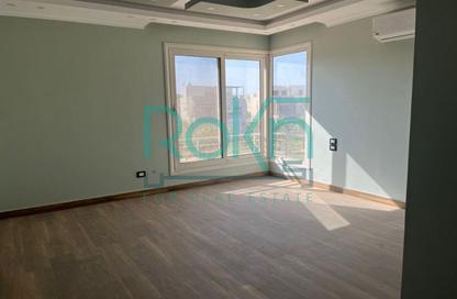 فيلا - 5 غرف نوم - 5 حمامات للايجار في ذا كراون - طريق مصر اسكندرية الصحراوي - مدينة 6 أكتوبر - الجيزة
