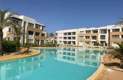 Chalet - 2 Bedrooms - 2 Bathrooms for sale in Azha North - Ras Al Hekma - North Coast