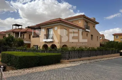 Townhouse - 3 Bedrooms - 3 Bathrooms for sale in Hyde Park - New Cairo City - Cairo