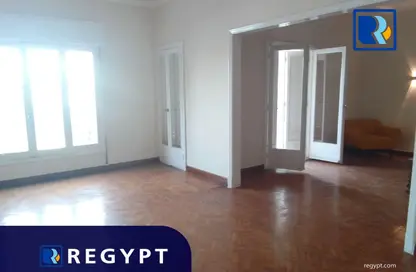 شقة - 3 غرف نوم - 2 حمامات للايجار في شارع الجزيره - الزمالك - القاهرة