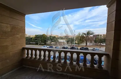 Apartment - 3 Bedrooms - 2 Bathrooms for sale in Al Narges 2 - Al Narges - New Cairo City - Cairo