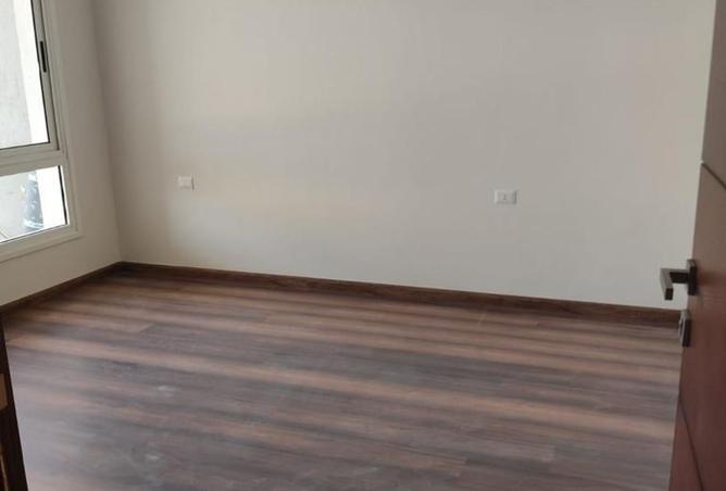 8438329 - Property Image 3