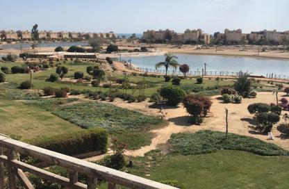 شاليه - 2 غرف نوم - 2 حمامات للبيع في العين باي - العين السخنة - السويس