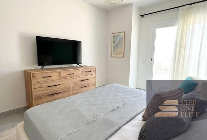 104038607 - Property Image 2