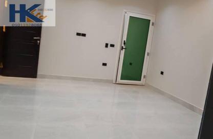 شقة - 4 غرف نوم - 2 حمامات للبيع في شارع الهرم - منطقة الجيزة - جنوب الجيزة - الجيزة