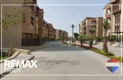 Apartment - 4 Bedrooms - 4 Bathrooms for sale in Green 5 - 6 October Compounds - 6 October City - Giza