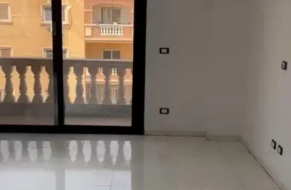 (بنتهاوس  (روف - 5 غرف نوم - 5 حمامات للبيع في طيبة جاردنز - التوسعات الشمالية - مدينة 6 أكتوبر - الجيزة