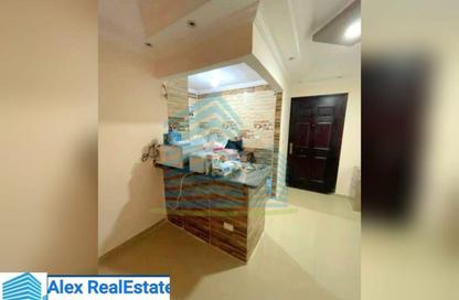 Apartment - 3 Bedrooms - 2 Bathrooms for rent in Port Said St. - Ibrahimia - Hay Wasat - Alexandria