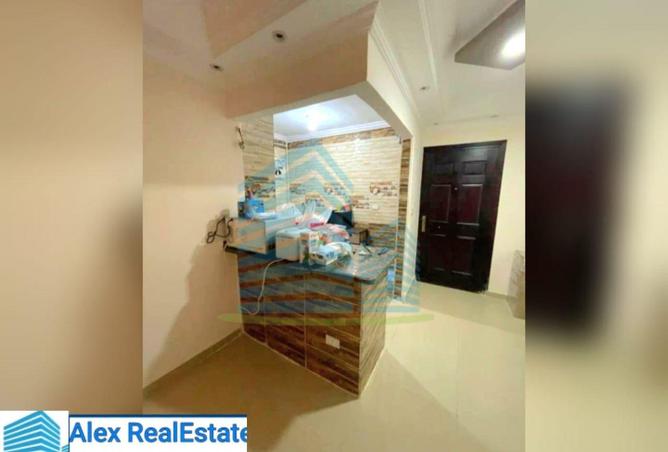 8593260 - Property Image 2