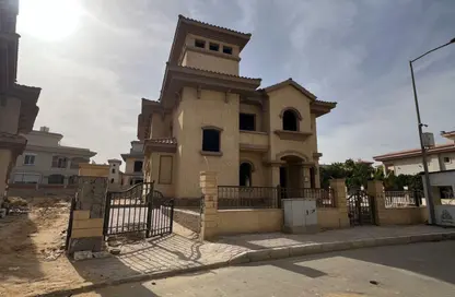 Villa - 5 Bedrooms - 4 Bathrooms for sale in El Rehab Extension - Al Rehab - New Cairo City - Cairo Villa - 5 Bedrooms - 4 Bathrooms for sale in El Rehab Extension - Al Rehab - New Cairo City - Cairo