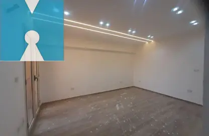 شقة - 3 غرف نوم - 2 حمامات للبيع في اوبرا سيتي - الحي السادس - الشيخ زايد - الجيزة