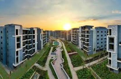 Apartment - 3 - 2 for sale in Sun Capital - Fayoum Desert road - 6 October City - Giza
