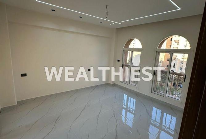 8646210 - Property Image 3