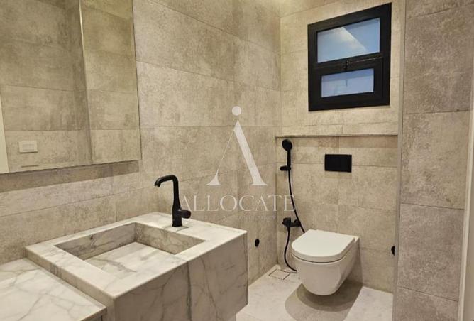 83131253 - Property Image 3