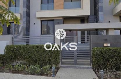 Villa - 4 Bedrooms - 2 Bathrooms for sale in Mivida - 5th Settlement Compounds - The 5th Settlement - New Cairo City - Cairo