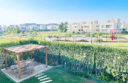 تاون هاوس - 3 غرف نوم - 3 حمامات للبيع في كمبوند البروج - كمبوندات الشروق - مدينة الشروق - القاهرة