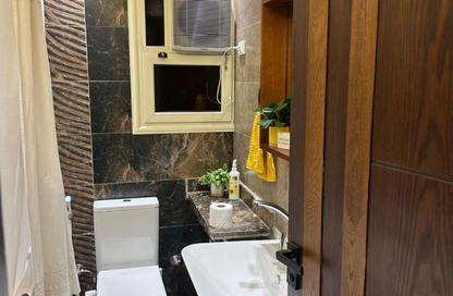Apartment - 3 Bedrooms - 3 Bathrooms for sale in Shooting Club Street - Dokki - Giza