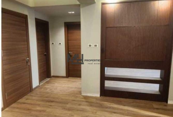 98820966 - Property Image 3