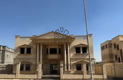 فيلا - 6 غرف نوم - 6 حمامات للبيع في رويال سيتي - كمبوندات الشيخ زايد - الشيخ زايد - الجيزة