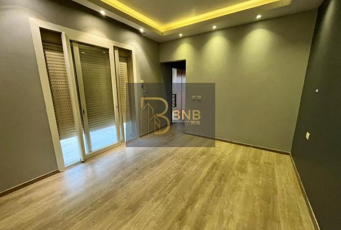 56005440 - Property Image 2