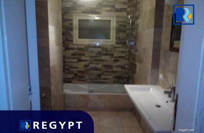 Office Space - Studio - 2 Bathrooms for rent in Degla Square - Degla - Hay El Maadi - Cairo