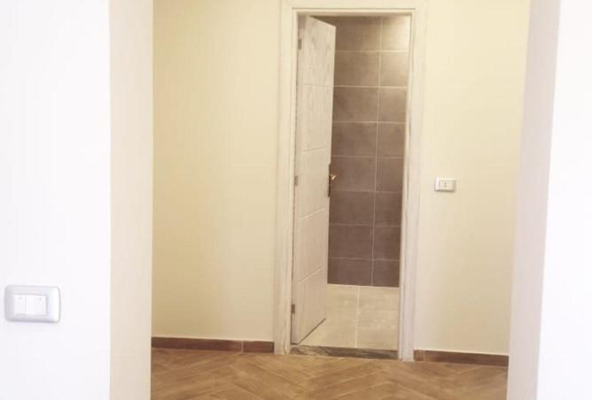 73232961 - Property Image 3