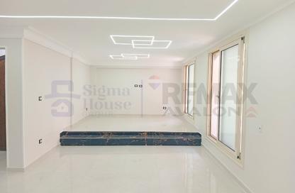 Office Space - Studio - 2 for rent in Abo Qir St. - Ibrahimia - Hay Wasat - Alexandria