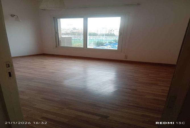 8614702 - Property Image 3