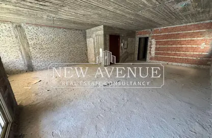 Apartment - 4 Bedrooms - 3 Bathrooms for sale in Taj City - 5th Settlement Compounds - The 5th Settlement - New Cairo City - Cairo