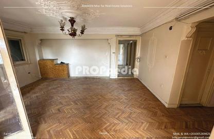 Apartment - 3 Bedrooms - 2 Bathrooms for sale in Al Nady St. - Maadi - Hay El Maadi - Cairo