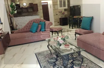 Apartment - 2 Bedrooms - 1 Bathroom for rent in Al Narges 3 - Al Narges - New Cairo City - Cairo
