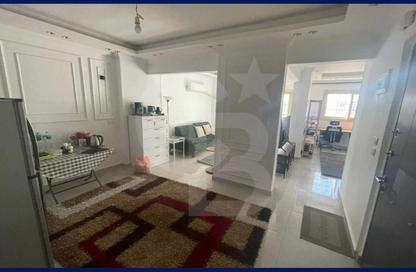Apartment - 2 Bedrooms - 2 Bathrooms for rent in Kafr Abdo St. - Kafr Abdo - Roushdy - Hay Sharq - Alexandria