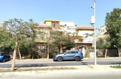 فيلا - 3 غرف نوم - 4 حمامات للبيع في پريڤادو - مدينتي - القاهرة