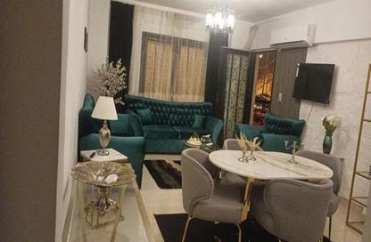 Apartment - 2 Bedrooms - 1 Bathroom for rent in El Rehab Extension - Al Rehab - New Cairo City - Cairo